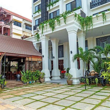 Ly Heng Chhay Hotel Paôy Pêt Esterno foto