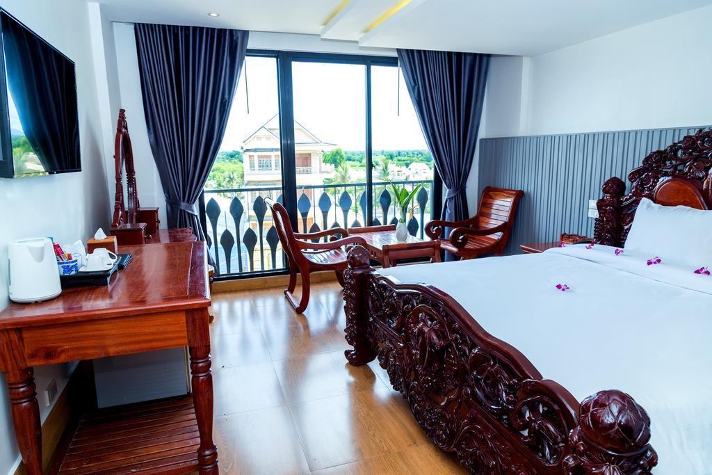 Ly Heng Chhay Hotel Paôy Pêt Esterno foto