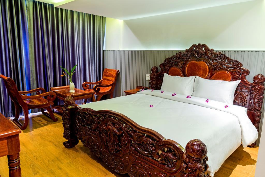 Ly Heng Chhay Hotel Paôy Pêt Esterno foto