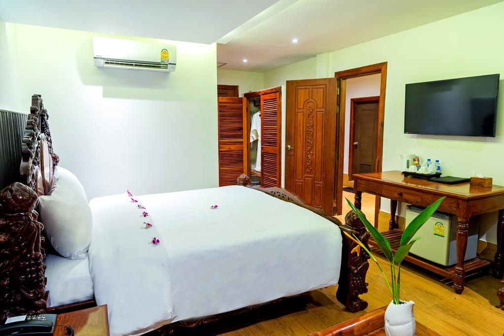 Ly Heng Chhay Hotel Paôy Pêt Esterno foto