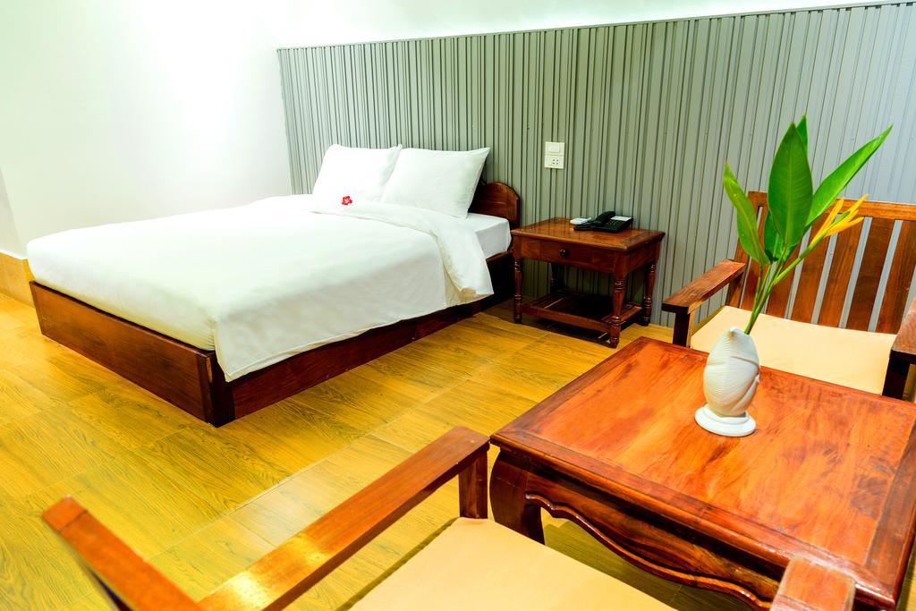 Ly Heng Chhay Hotel Paôy Pêt Esterno foto