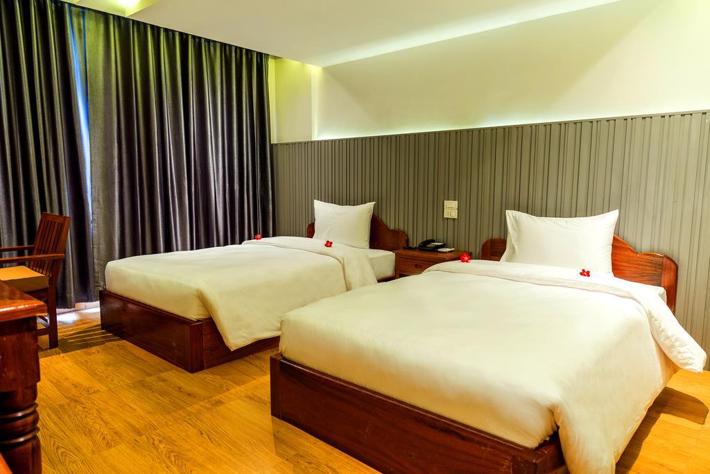 Ly Heng Chhay Hotel Paôy Pêt Esterno foto