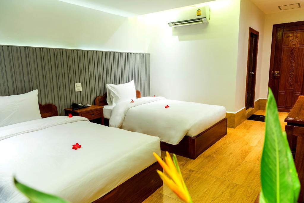 Ly Heng Chhay Hotel Paôy Pêt Esterno foto