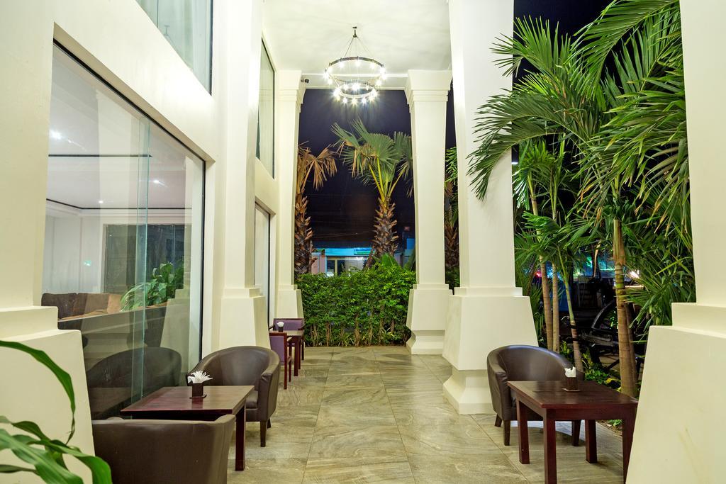 Ly Heng Chhay Hotel Paôy Pêt Esterno foto