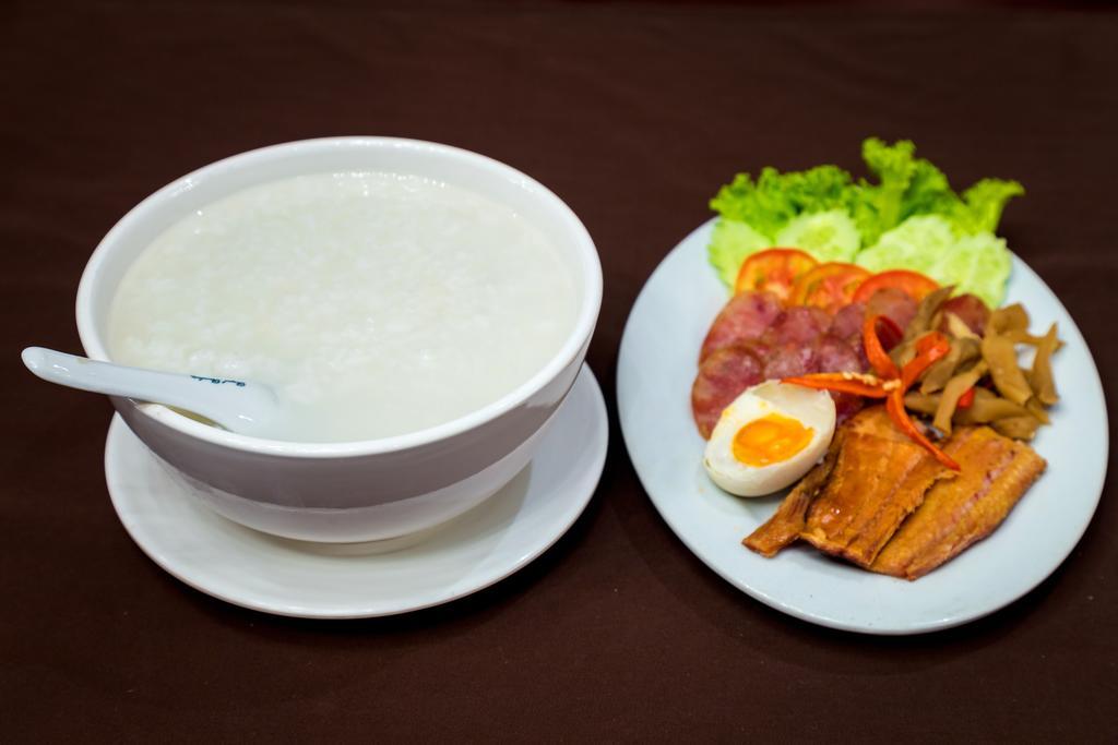 Ly Heng Chhay Hotel Paôy Pêt Esterno foto