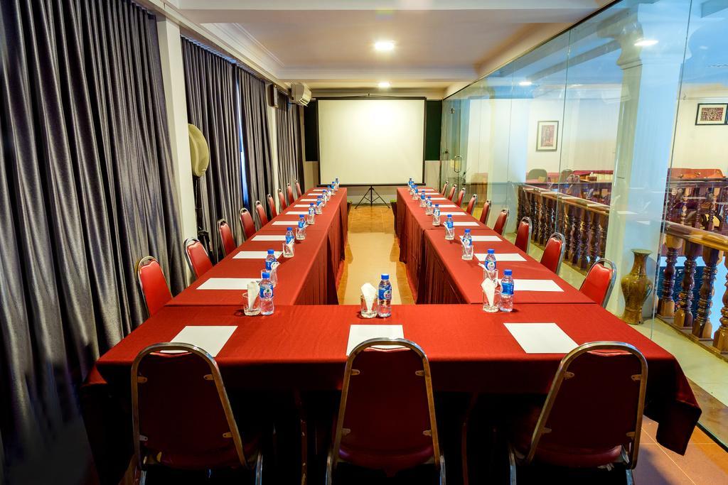 Ly Heng Chhay Hotel Paôy Pêt Esterno foto